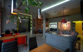 Cubby Hotel